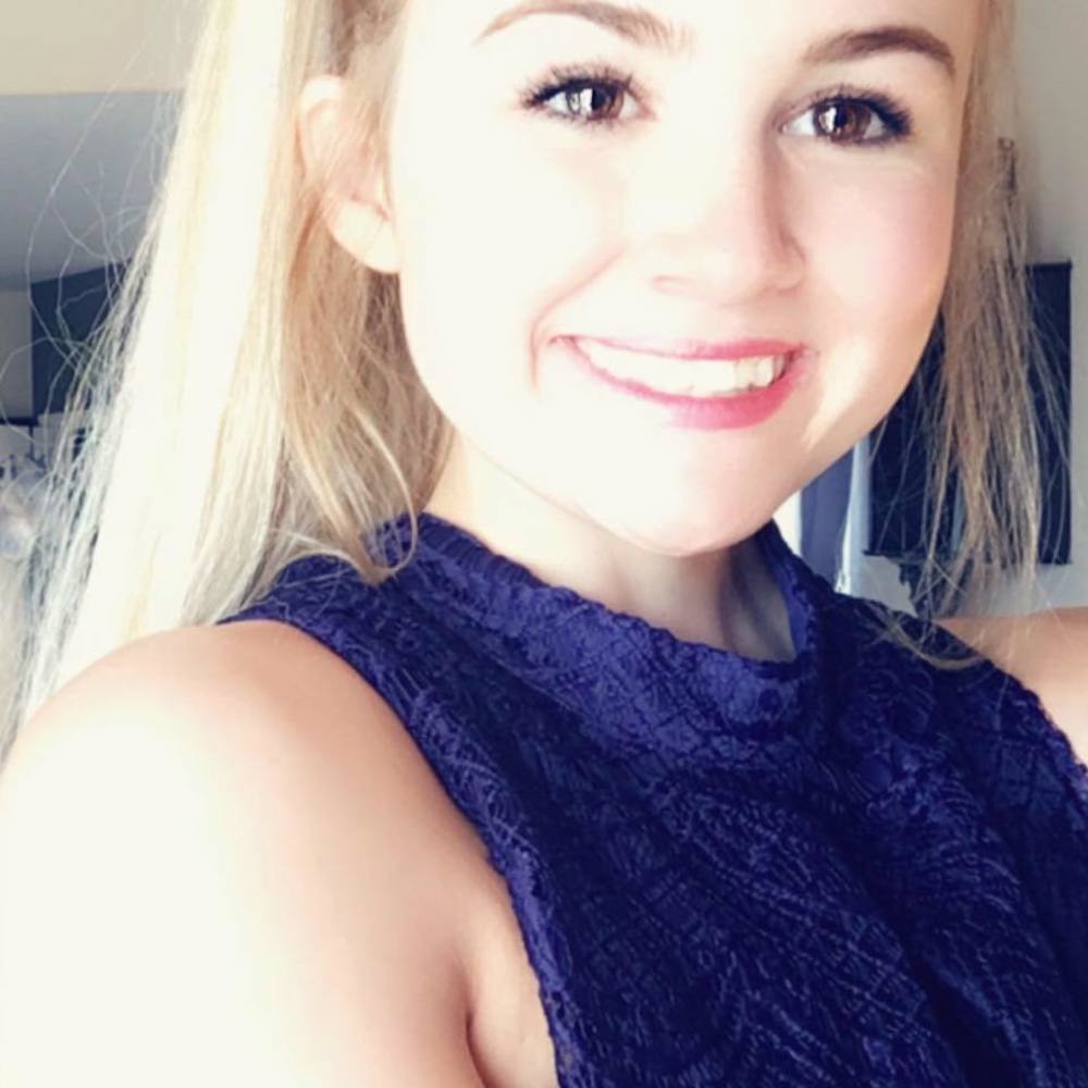 Meet your Posher, Lexi